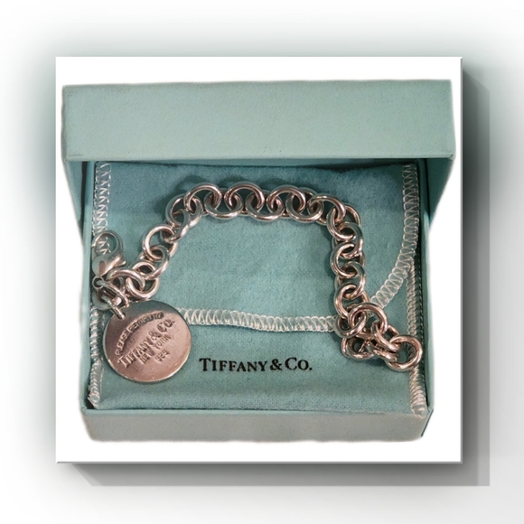 Tiffany & Co. Return to Tiffany Round Tag Bracelet - Picture 9 of 11
